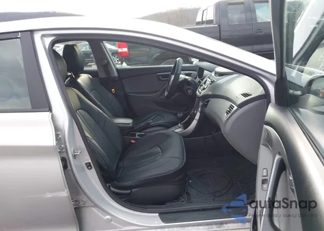 2013 Hyundai Elantra Limited z USA, uszkodzony, nr VIN KMHDH4AE1DU840858